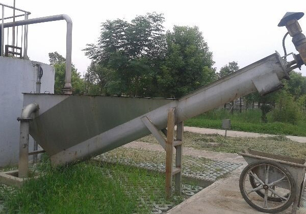 �������x��